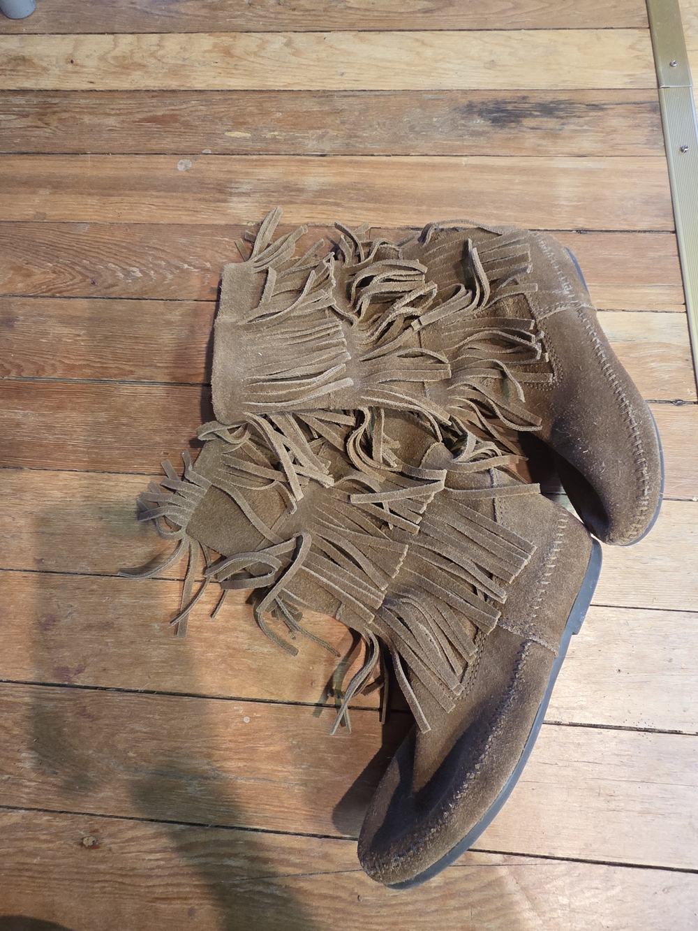 Minnetonka Brown Suede Fringe Moccasins - Women